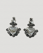 Load image into Gallery viewer, Ramo Sterling Silver Earrings

