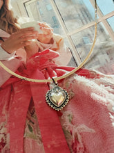 Load image into Gallery viewer, Victoria Necklace
