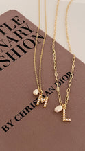 Load image into Gallery viewer, Pearl Initial Necklace- Paperclip Chain
