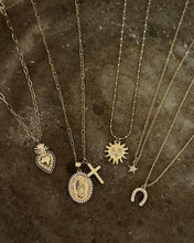 Load image into Gallery viewer, Estrella Necklace
