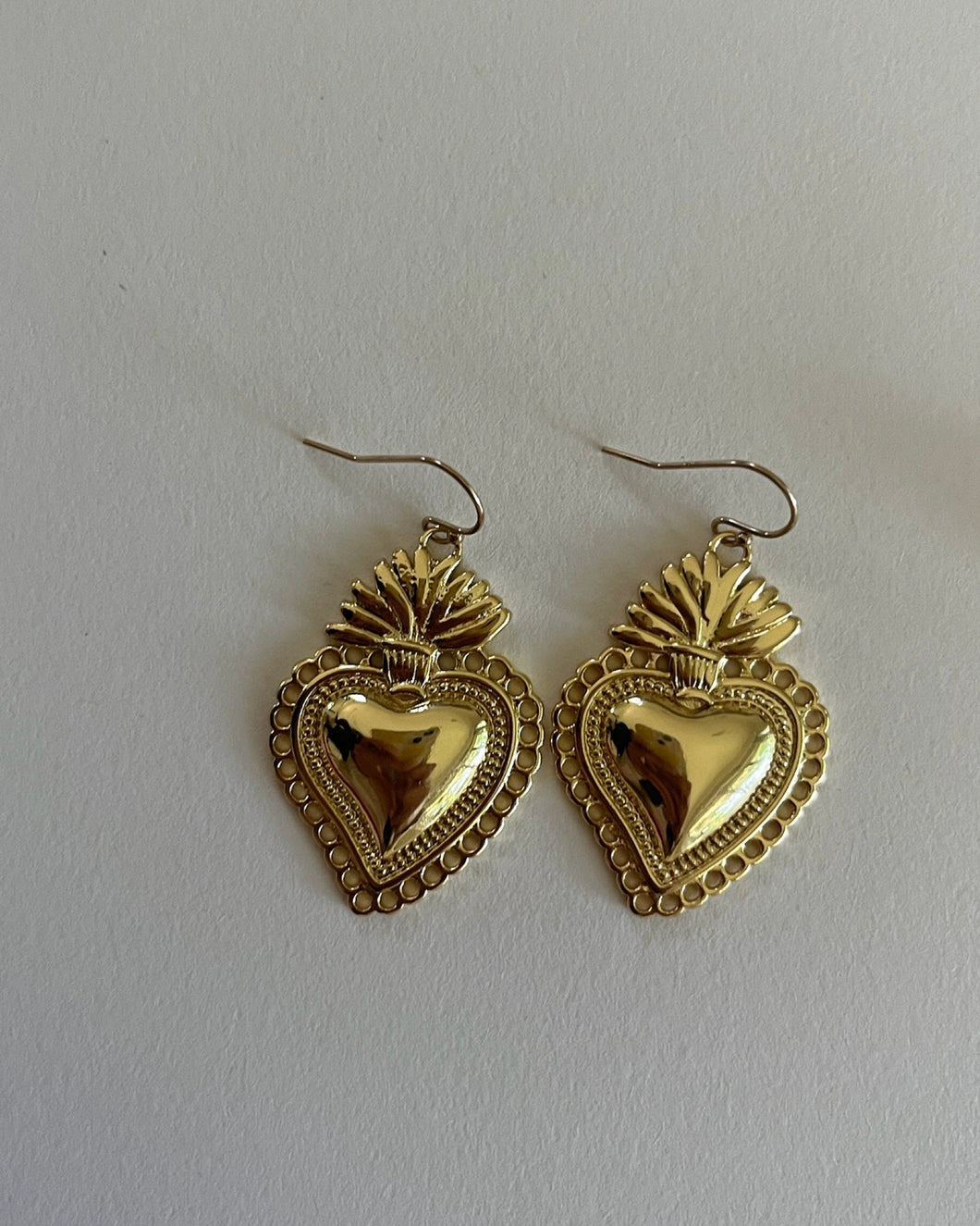 Corazón Sagrado Earrings